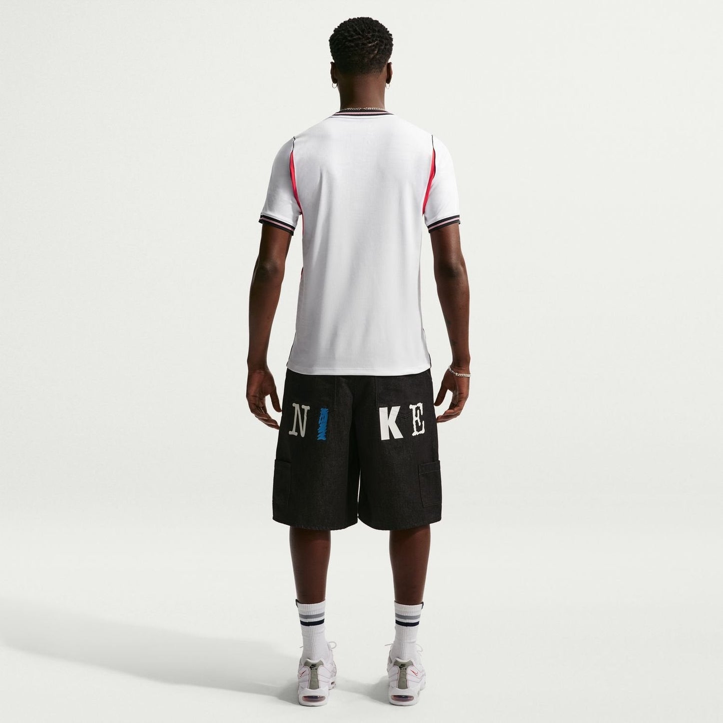 England 2026 Home Jersey - Men s Official Team Jersey Sports Fan Apparel